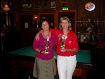 Thea en Janneke25 jaar bij de club